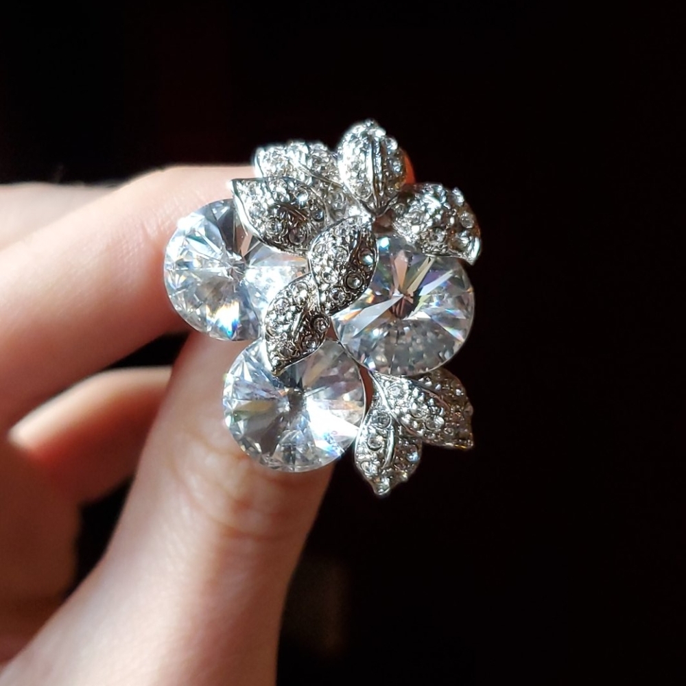 Vintage brooch, diamond-tone berry / grape cluster